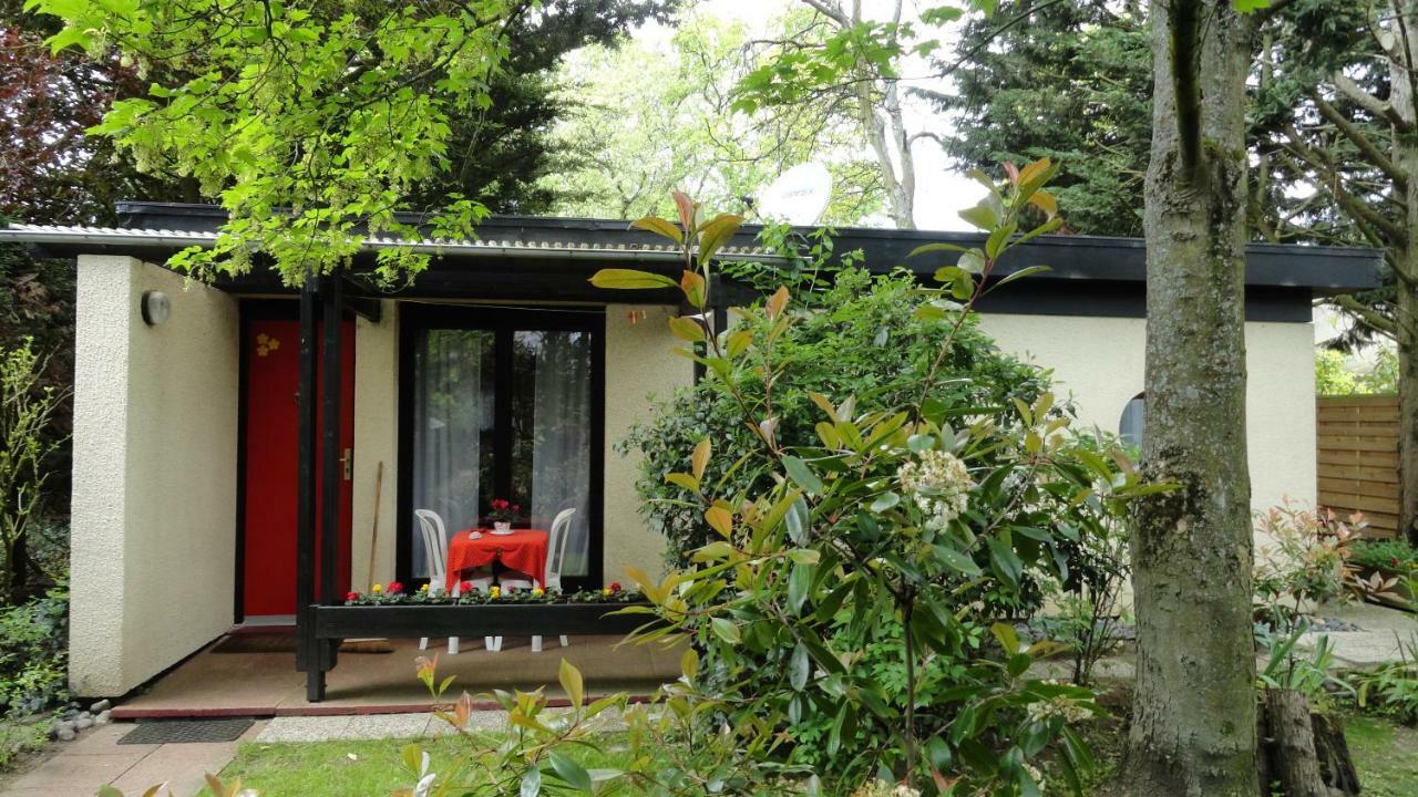 Garden Studio Шантийи Экстерьер фото
